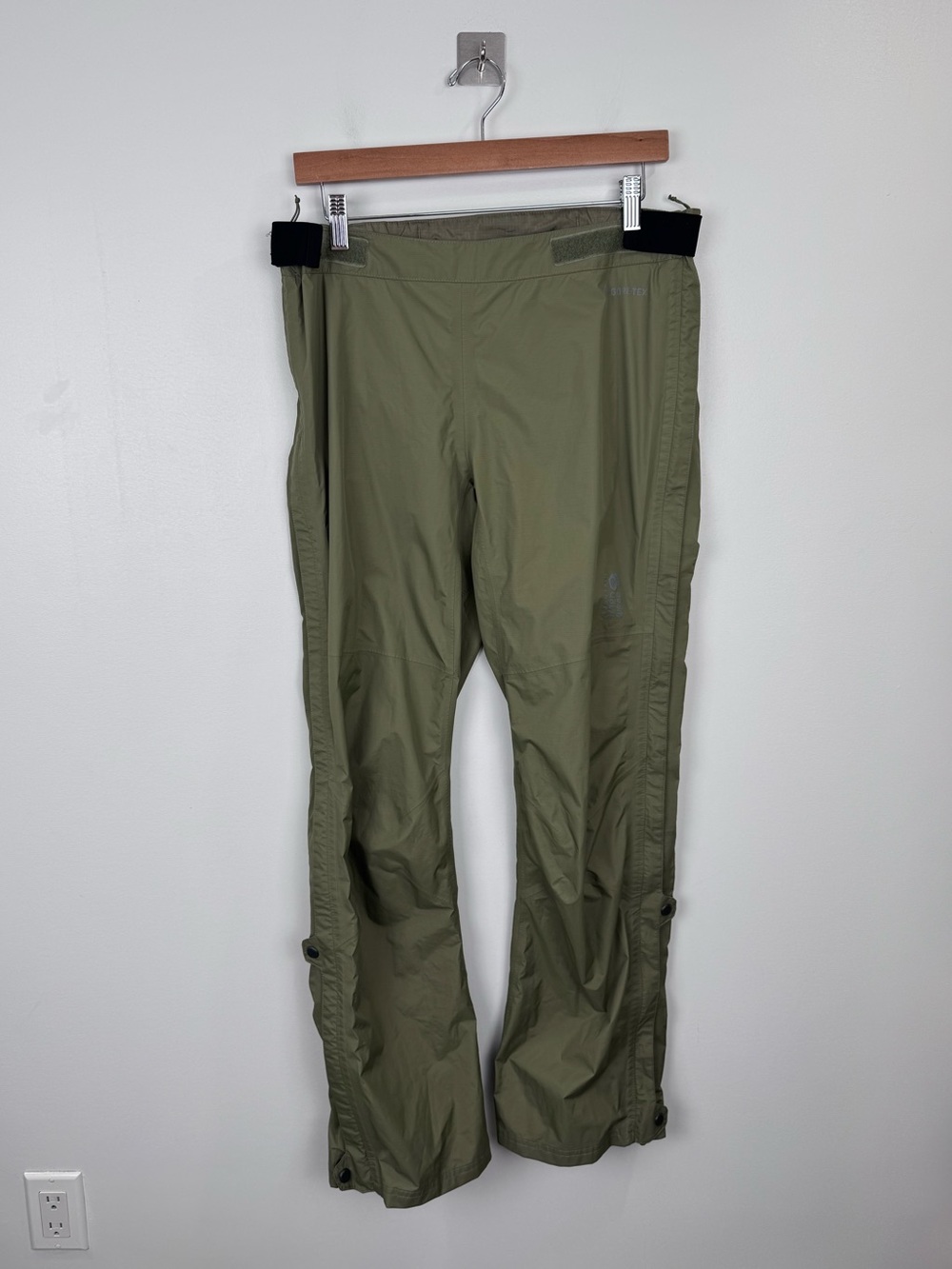 Mountain Hardwear GoreTex Women Lightweight Hiking Pant Green Size Small